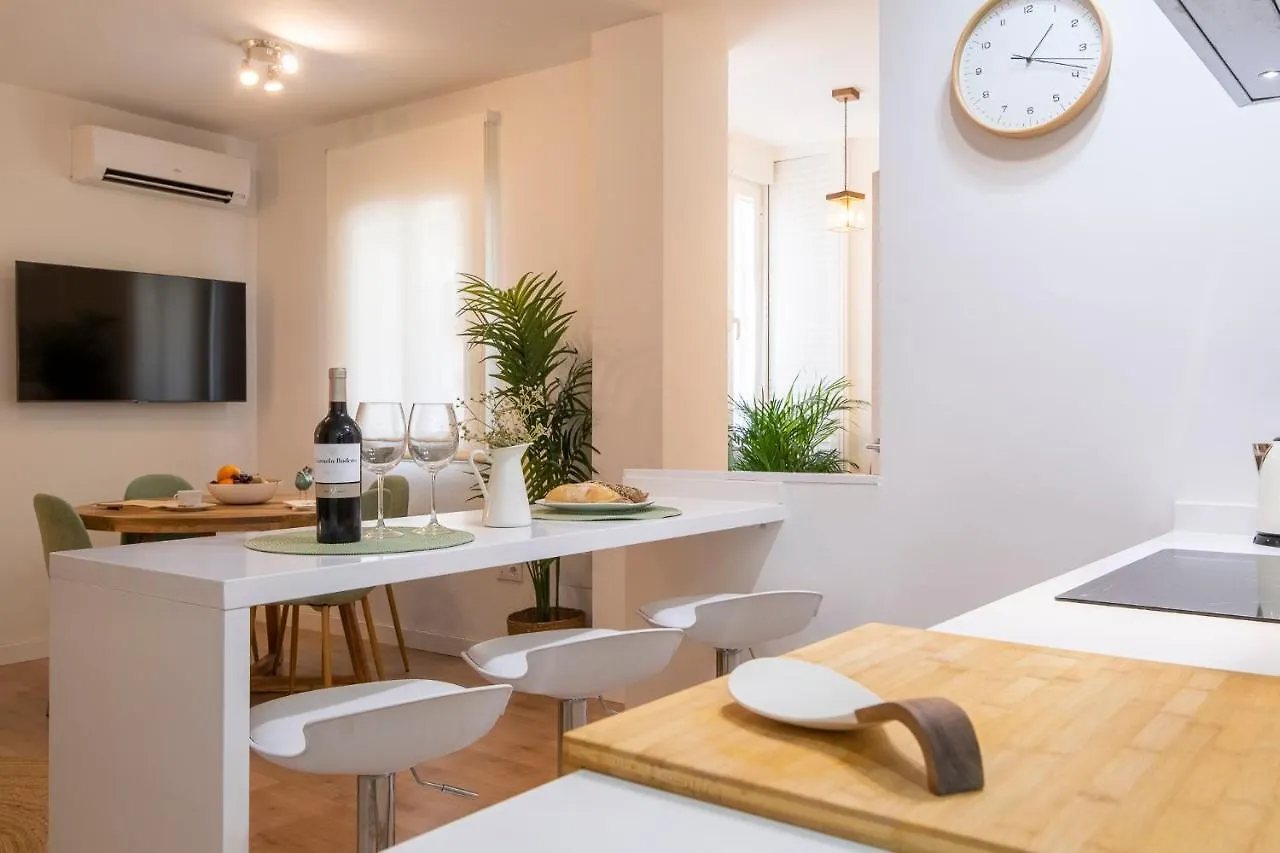 Lucia De Triana Apartment Seville Spain