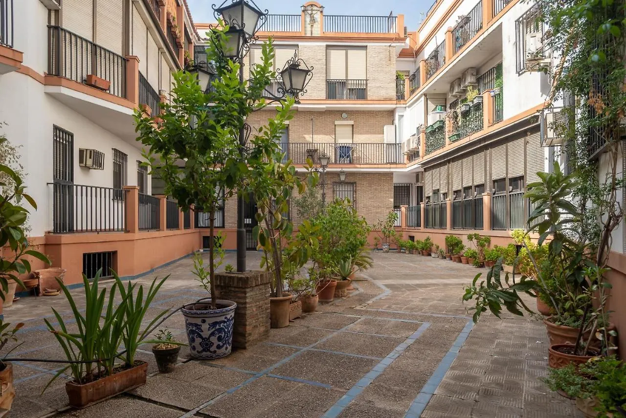 Lucia De Triana Apartment Seville